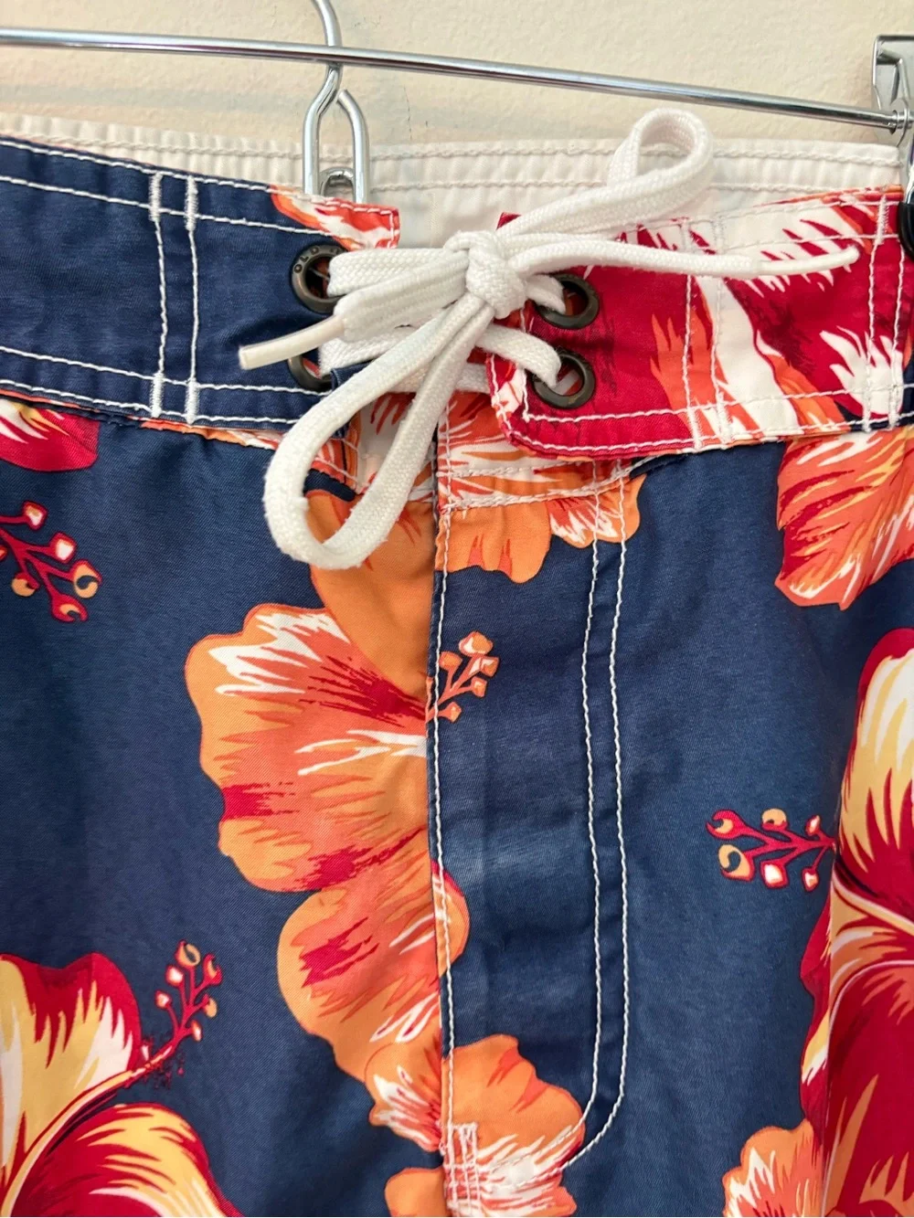 Old Navy Men's Floral Swim Trunks -Laceup Front @ Waist-Size M
